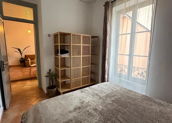 Villarey - In شقة مينتون